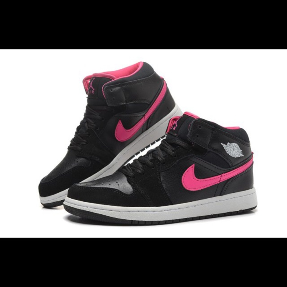 Nike Air Jordan 1 Mid GG 555112-039